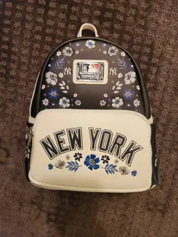 Loungefly MLB New York Yankees Floral Mini Backpack NWT - Image 1