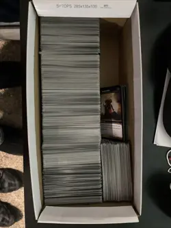ROUGHLY 1000 CARD WORLD OF WARCRAFT CARD LOT (ASSORMENT CARDS) NEVER PLAYED - Image 3