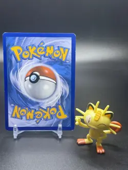 Wobbuffet RC11/RC32 Pokemon Generations: Radiant Collection Regular - LP - Image 2
