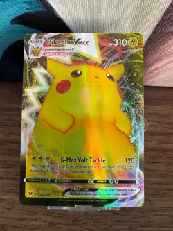 Pokemon Vivid Voltage | Pikachu VMAX 044/185 MP - Image 1