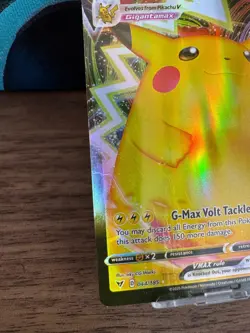 Pokemon Vivid Voltage | Pikachu VMAX 044/185 MP - Image 3