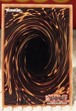 Yu-Gi-Oh! 1st Edition Holo Celtic Guardian LOB-E005 Ultra Rare - Image 2