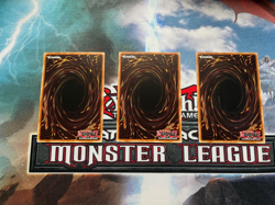 Yu-Gi-Oh! Mask of Restrict - RP02-EN031 - Unlimited Retro Pack 2 - Playset (3) - Image 2