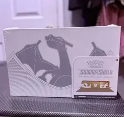Charizard Sword & Shield Ultra-Premium Collection Box 18 Cards English 2022 - Image 1