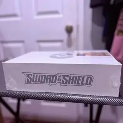 Charizard Sword & Shield Ultra-Premium Collection Box 18 Cards English 2022 - Image 3