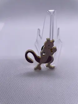 MewTwo Pin Pokemon (new) - Image 1