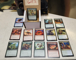 x1 MTG cards bulk lot (box shown) **100 Cards** [Box ID: GAT2 ] - Image 1