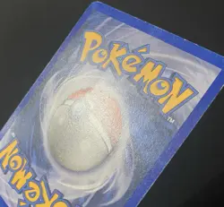 Clamperl 51/92 Legend Maker Regular *DAMAGED* Pokemon Card - Image 4