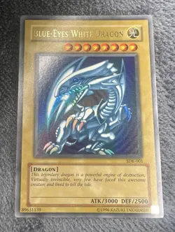 Blue-Eyes White Dragon SDK-001 Ultra Rare Starter Deck Kaiba NM - Image 1