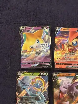 8 Pokemon Card V bundle -cards are near mint 8 cards !!! - Image 2