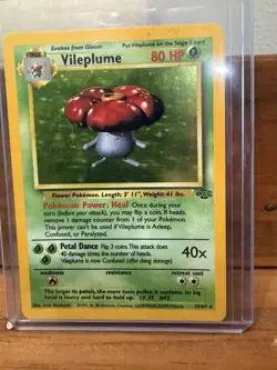 Vileplume Jungle Rare 15/64 Wizards of the Coast 80 HP Pokemon Card! - Image 1