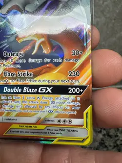 2019 Pokemon Sun & Moon Unbroken Bonds Reshiram Charizard Tag Team Holo #20/214 - Image 2