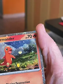 POKEMON CHARMANDER 004/165 COSMOS HOLOFOIL SWIRLS SCARLET & VIOLET 151 NM CARD - Image 4