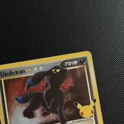 Umbreon Gold Star 17/17 Pokemon Celebrations Holo Card - Image 3