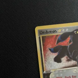 Umbreon Gold Star 17/17 Pokemon Celebrations Holo Card - Image 4
