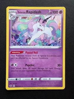 Galarian Rapidash 082/202 Rare Sword & Shield Pokemon Lightly Played - Image 1