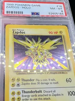 1999 POKEMON BASE SET UNLIMITED #16 ZAPDOS-HOLO PSA 8 - Image 3