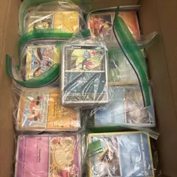 Pokemon Bulk Lot Of 900 Cards C/UC/Rare No Foils - Image 1
