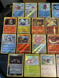 (30) Pokemon Cards Lot WOTC Vtg Holo STAMPED REVERSE Salamence Typhlosion Ice - Image 2
