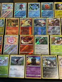 (30) Pokemon Cards Lot WOTC Vtg Holo STAMPED REVERSE Salamence Typhlosion Ice - Image 3