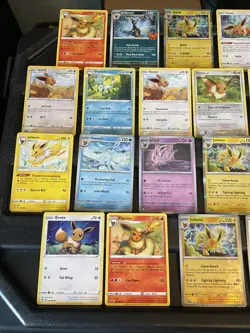 (30) EEVEE CARDS LOT VTG GLACEON LEAFEON ESPEON JOLTEON EVOLUTION Holo 🤩 - Image 2