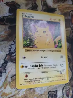 1999 Pokemon Base Set: Pikachu Shadowless (58/102) Red Cheeks - Image 2