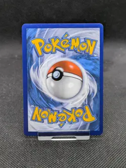 Pokemon Pikachu v Vivid Voltage 043/185 Holo Ultra Rare NM/M - Image 2