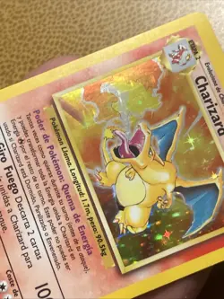 Pokemon TCG Charizard Base Set Holo Card 4/102 Spanish Unlimited Edition VLP/NM - Image 5