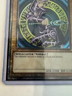 Konami Yu-Gi-Oh! Dark Magician QCSR Foil Limited TN23-EN001 Dueling Heroes - Image 2