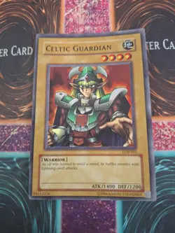 Yugioh Celtic Guardian LOB-007 Super Rare OG Unlimited Moderately Played - Image 1