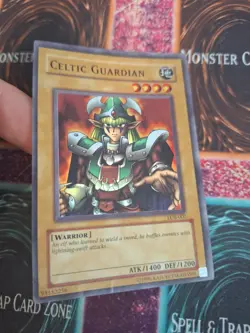 Yugioh Celtic Guardian LOB-007 Super Rare OG Unlimited Moderately Played - Image 2