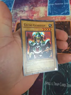 Yugioh Celtic Guardian LOB-007 Super Rare OG Unlimited Moderately Played - Image 3