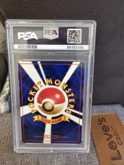 Pokemon Japanese Fossil 1997 Articuno PSA 8 - Image 2