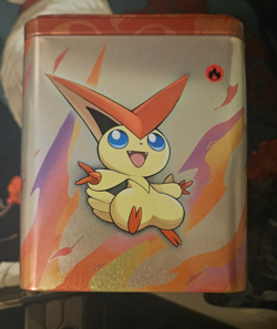 2022 Pokemon TCG Scorching Fire Stacking Tin (Sealed) 3 Booster Packs Charizard - Image 2