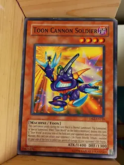 Toon Cannon Soldier DB2-EN118 Dark Beginning 2 Unlimited - Image 1