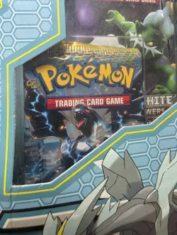 POKEMON Black & White KYUREM Box 2012 SEALED RARE! 4 BW SERIES BOOSTERS INSIDE! - Image 2