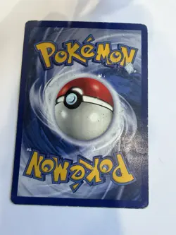 Beedrill 17/102 Rare Base Set Unlimited Heavily Played - Image 2
