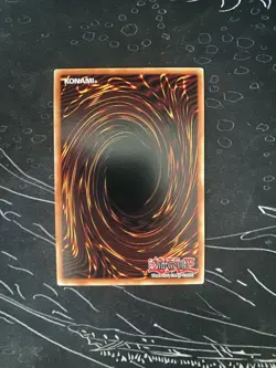 Yu-Gi-Oh! Blue-Eyes White Dragon Quarter Century Secret Rare LC01-EN004 Foil - Image 2