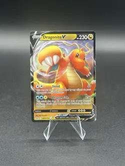 Dragonite V SWSH154 SWSH: Sword & Shield Promo Cards Holo - Image 1