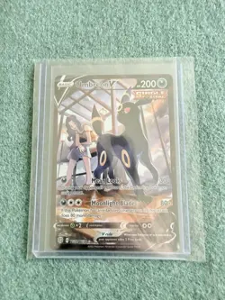 Pokemon Umbreon v TCG TG22/TG30 Brilliant Stars Trainer Gallery NM - Image 3