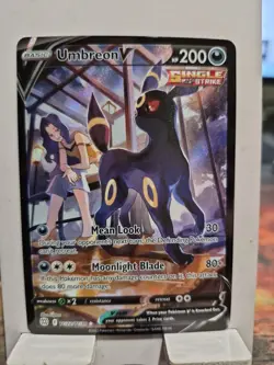 Pokemon Umbreon v TCG TG22/TG30 Brilliant Stars Trainer Gallery Mint Condition - Image 1