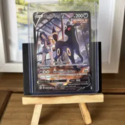 Pokemon Umbreon v TCG Trainer Gallery Ultra Rare TG22/TG30 Brilliant Stars - Image 1