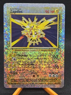Pokemon ZAPDOS 19/110 REVERSE HOLO WOTC LEGENDARY COLLECTION - Image 1