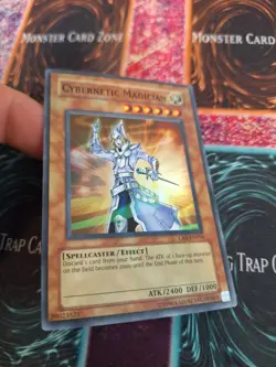 Yugioh Cybernetic Magician CRV-EN016 Super Rare Unlimited NM/LP - Image 2