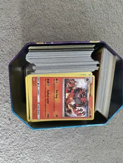 Pokemon TCG Tin Filled With random Pokemon cards including holos - Image 4