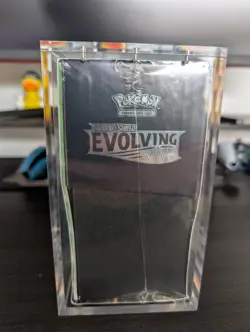Pokemon TCG Evolving Skies Elite Trainer Box New Sealed Acrylic Case Included - Image 4
