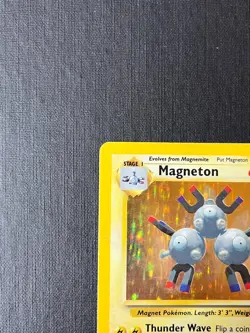1999 Magneton 9/102 Holo Rare Pokemon Card - Base Unlimited Set - Image 5