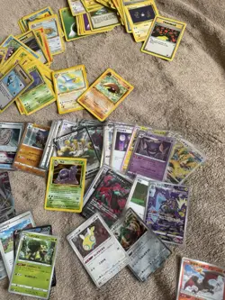 100+ Pokemon Card Lot Vintage + Japanese Holos V/VSTAR Full Arts Rare Mixed - Image 1