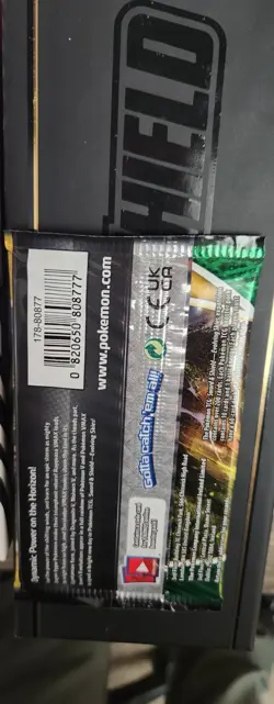 2021 Pokemon Evolving Skies Booster Pack Factory Sealed - Image 4
