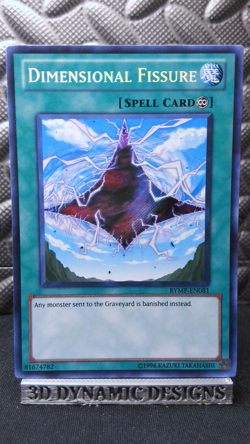 | Yugioh Dimensional Fissure RYMP-EN081 Secret Rare Ra Yellow Mega Pack NM 🔥 | - Image 1